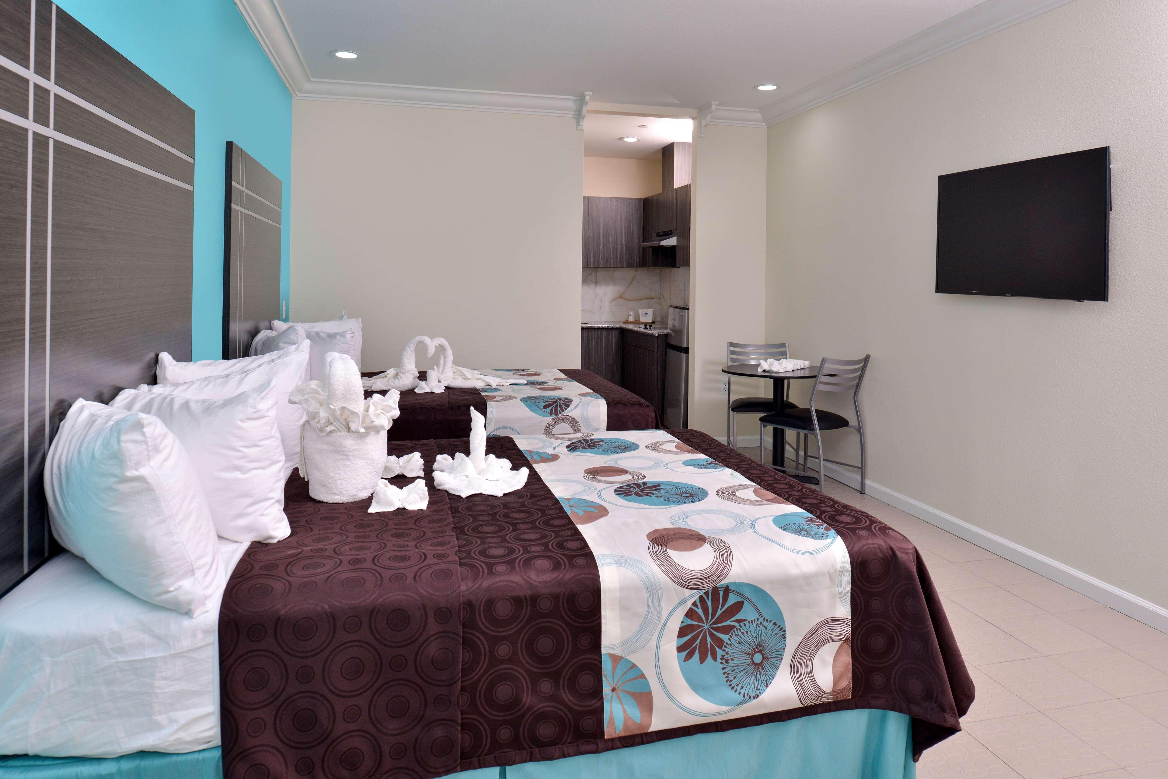 Americas Best Value Inn & Suites - Houston/Hwy 6 & Westpark Mission Bend Екстериор снимка